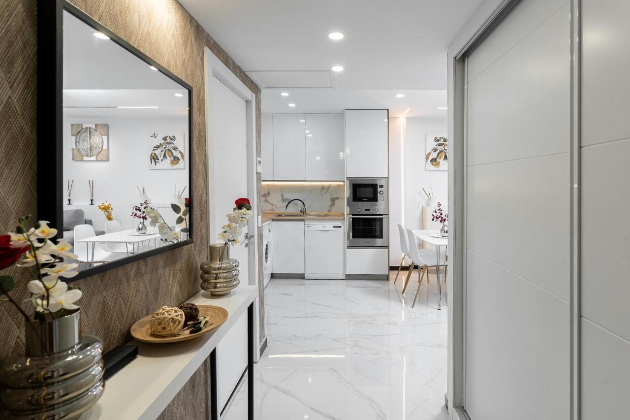 La Roca Chica Apartment ตอร์เรโมลิโนส ภายนอก รูปภาพ