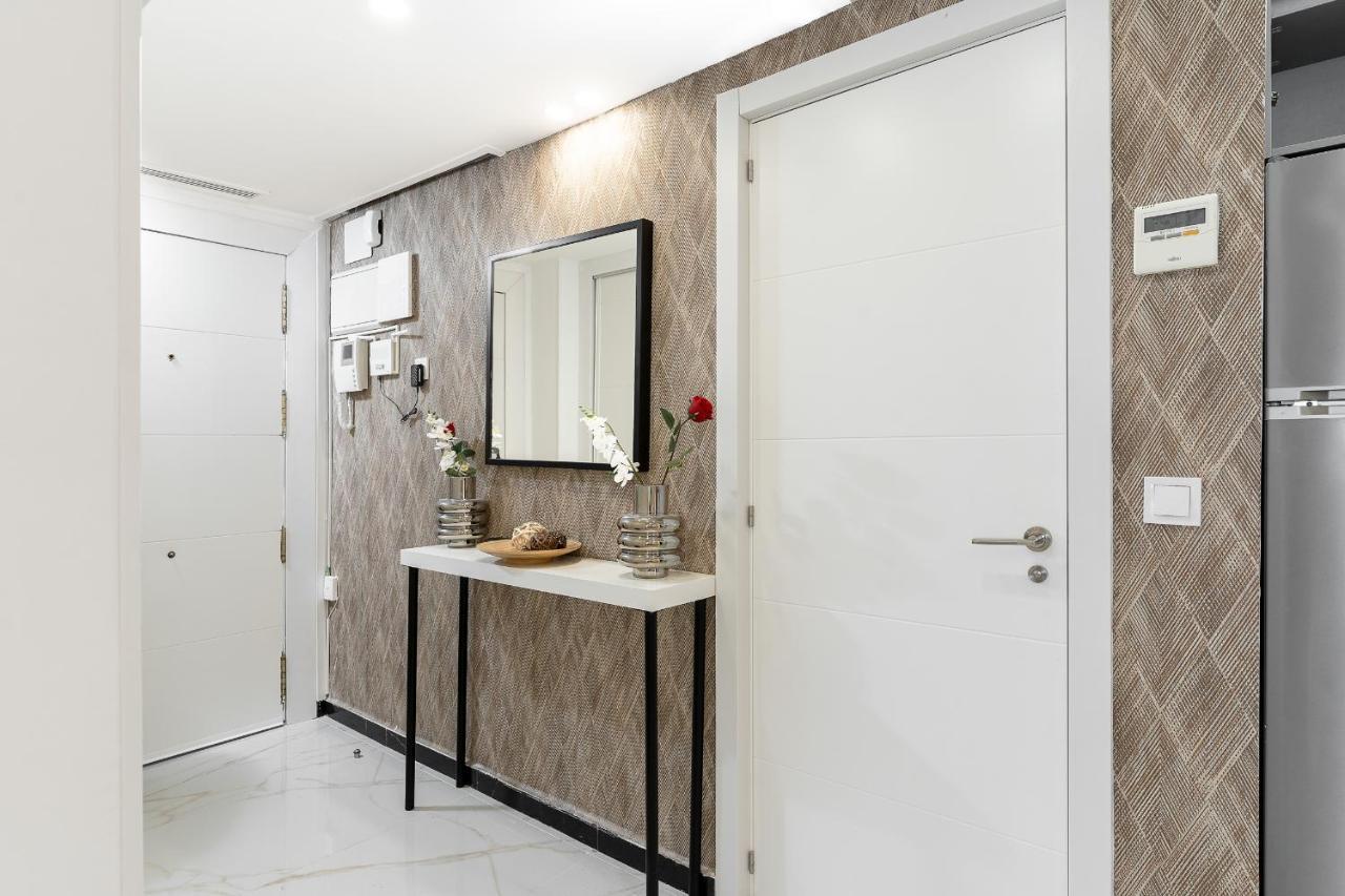 La Roca Chica Apartment ตอร์เรโมลิโนส ภายนอก รูปภาพ