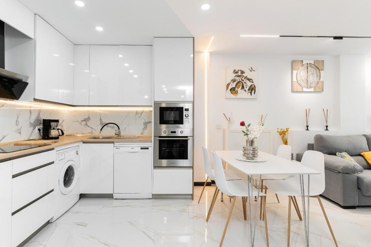 La Roca Chica Apartment ตอร์เรโมลิโนส ภายนอก รูปภาพ