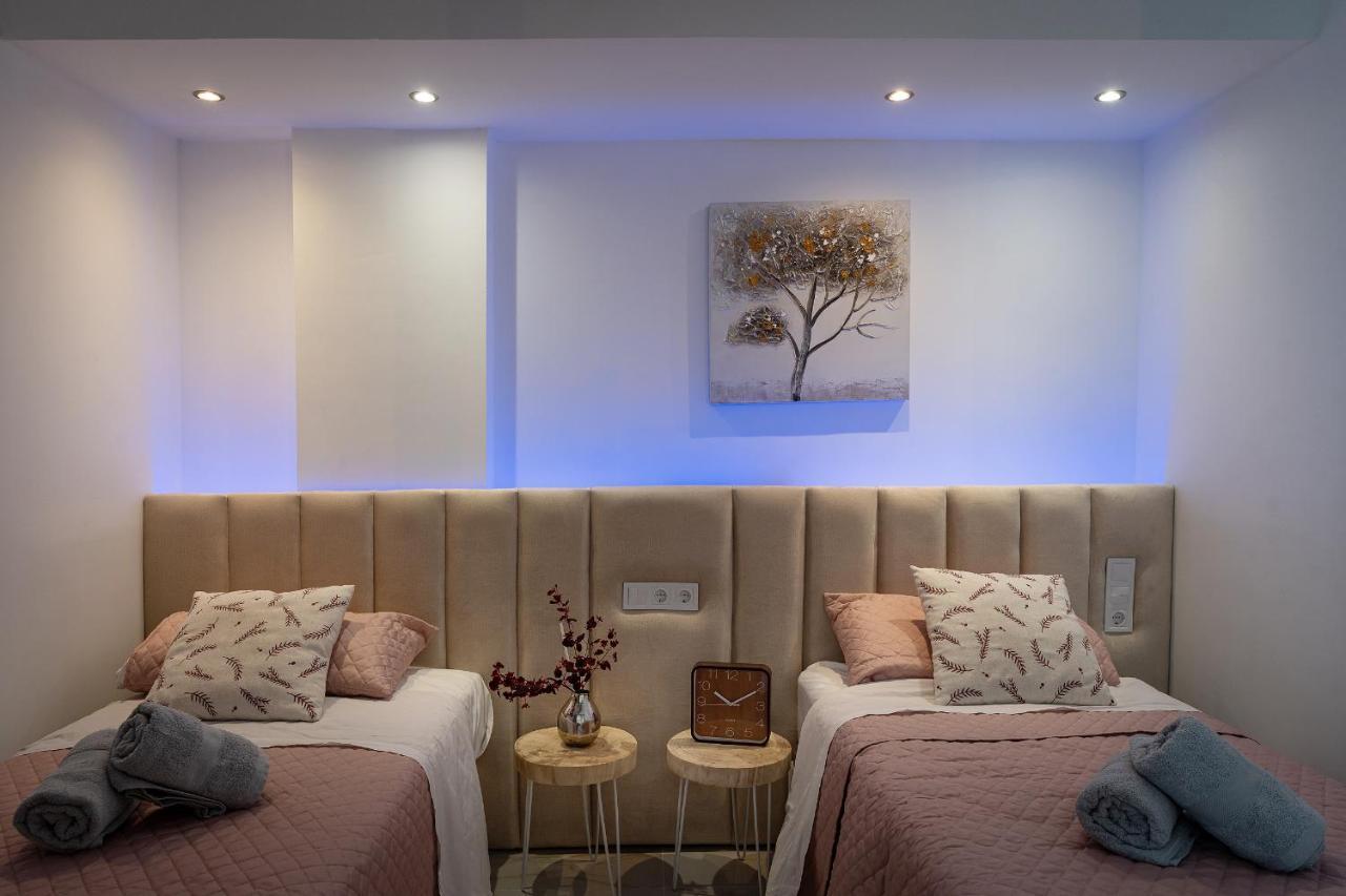 La Roca Chica Apartment ตอร์เรโมลิโนส ภายนอก รูปภาพ