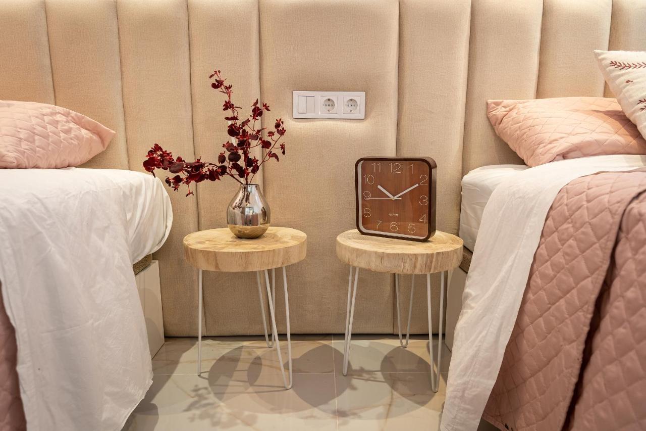 La Roca Chica Apartment ตอร์เรโมลิโนส ภายนอก รูปภาพ